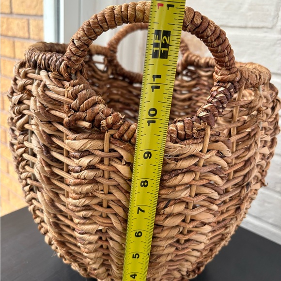 Woven Basket Home Accent - Picture 5 of 14